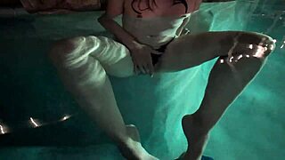 Wanna finger yourself to orgasm in my pool tonight?