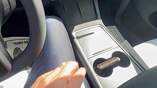Cheetah Adora Delivers HANDJOB Cumshot On MONSTER COCK