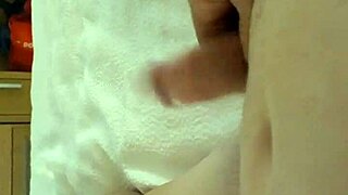 Daisyjo1975 bent over for Croatian doggystyle group pussy licking