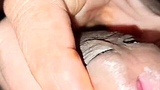 desi close-up blowjob ends in hot cumshot explosion