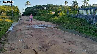 fui surpreendida por punheteiro e dei cu xota sem camisinha