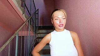 helping neighbor turns into her apartment's dirty deepthroat cowgirl ride 😈🍆