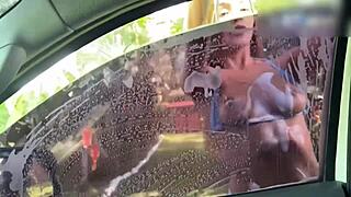 beautiful car wash latina gets fucked hard by client 😍🍑🚗💦