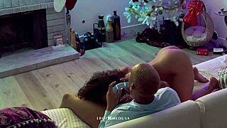 netflix chill turns daddy fucking curvy milf hard