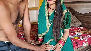 pados wali bhabhi fucked in green sari