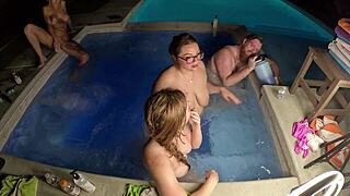 hot tub orgy bash with deliah grace n scarlett venom splashing cum everywhere 🔥🛁💦