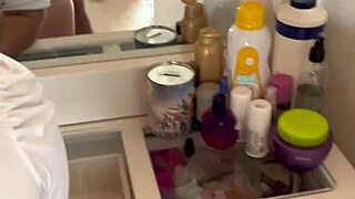 ¡MI CUÑADA LLEGA Y LA FOLLAMOS MIENTRAS MI MUJER NO ESTÁ!