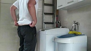Huge Cock Handyman Fixes Washer By Pounding Married Milf's Big Pussy