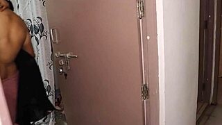 i'm feelin so hot romancin my boyfriend in this homemade indian amateur hd vid