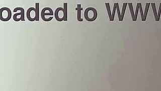 quieres ver como le doy un oral delicioso con leche en su carita linda??