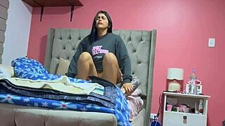 Girlfriend's Parents Gone: Wild Homemade Latina Cowgirl Ride