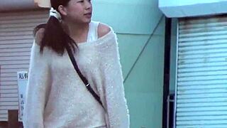Asians Peeing Publicly in High Def Outdoor Voyeur