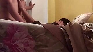 Joven Peruana Se Corre Fuerte Por Plata En Lima