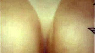 tira camisinha e me fode só não pode gozar dentro or i'll get pregnant
