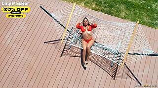 luna star spreads wide bbc dicks her deep poolside