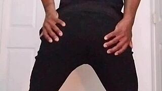 Stretch my ass 7-8 mins join workout free! 🏋️‍♀️🍑💨