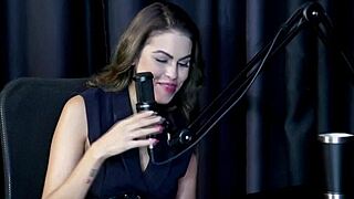 SAFADA SUCKS BOQUETE AND LICKS BIA HOT'S TITS IN SHEER RED!