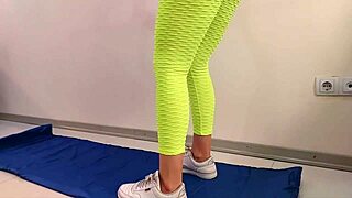 🤸‍♀️ hot gymnast babe sucks big black cock then acrobatic anal fuck! 🍆💦