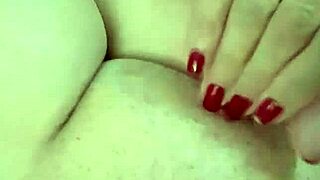 😍 Spanish feet fetish and that huge clit on her big pussy lips! 🔥