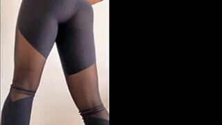 Young amateur fitness teen mvivien strips leggings panties workout