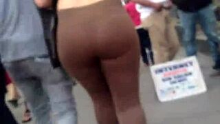 peruvian big ass nalgona bends over ready