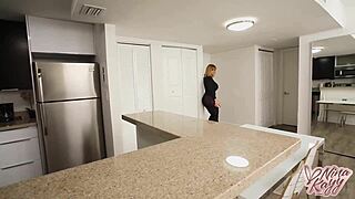 special agent sa jay spies pawg nina kayy riding bfs monster cock in kitchen