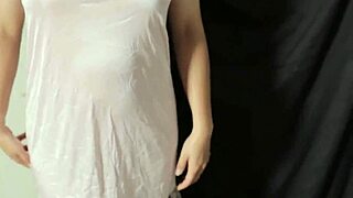 indo slut skips panties montok ass bent over cowgirl creampie enak banget!