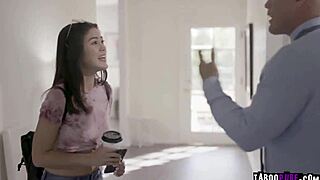 Isn't Kendra Spade's asian pussy dripping after daddy's sloppy blowjob ride?