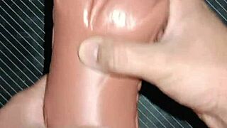 check out lipsy’s intense anal close-up with toy play from ass to mouth cum-covered fun! 😏💦