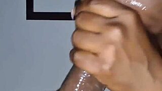 big ebony ass shakes before deepthroating bbc to swallow outdoors?