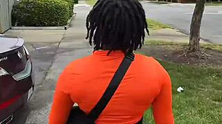 big ebony ass shakes before deepthroating bbc to swallow outdoors?