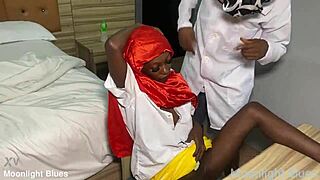 Ebonypetite student tempts teacher with her curves before christmas break