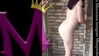 Curvy Latina's fat ass shines in public outdoor tease