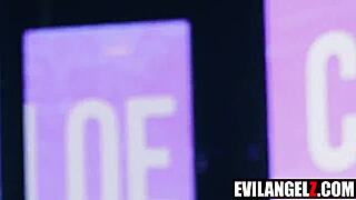 Chloe Amour, double penetrate with five studs cash?