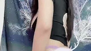 you seeing this sexy viet girl's private dance tease part 1?