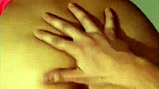 حصرى فضيحة رباب الشرموطه مفشوخه نيك و زنبورها واقف نار بيقولها وطى صوتك يا مره يا لبوه
