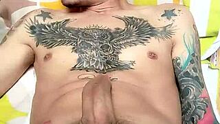 Andrwbyps strokes her tattooed teen pussy solo