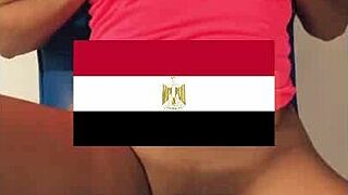حصرى فضيحة رباب الشرموطه مفشوخه نيك و زنبورها واقف نار بيقولها وطى صوتك يا مره يا لبوه