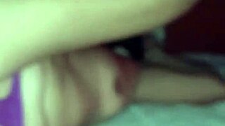 me folle a mi cunada y me corre dentro por un celular