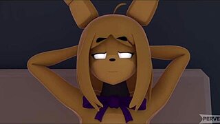 Giantess Toy Chica Looking