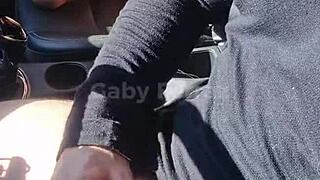 bati punheta e chupei o uber ate gozar