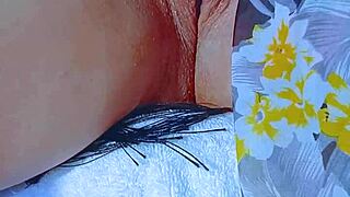pink pussy latinas glass dildo after beach day