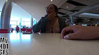 venezolana me contacta porque necesita trabajo