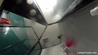 London keyes enjoys a sexy shower all alone