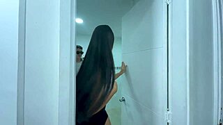 cachondas colombianas ride a nerds huge cock